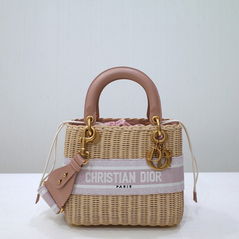 MC-Christian Dior-003