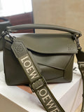 MC-Loewe-001