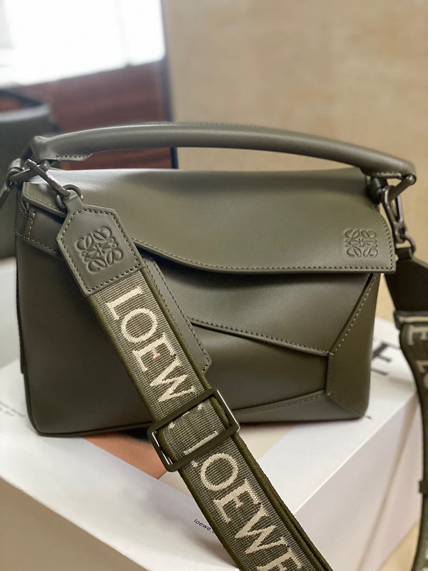 MC-Loewe-001