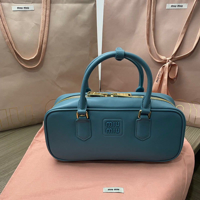 MC-Miu Miu-003