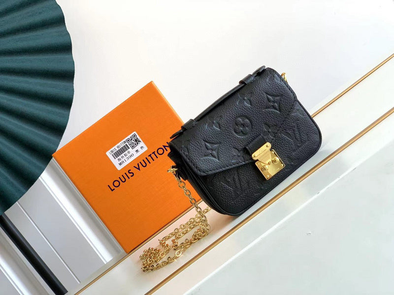 MC-LV-Bags-021