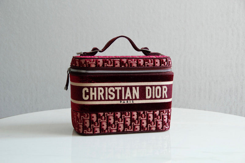 MC-Christian Dior-026