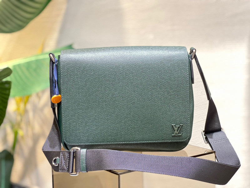 MC-LV-Bags-039