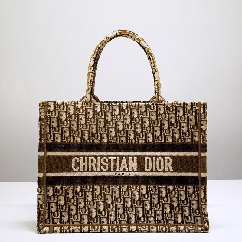 MC-Christian Dior-036