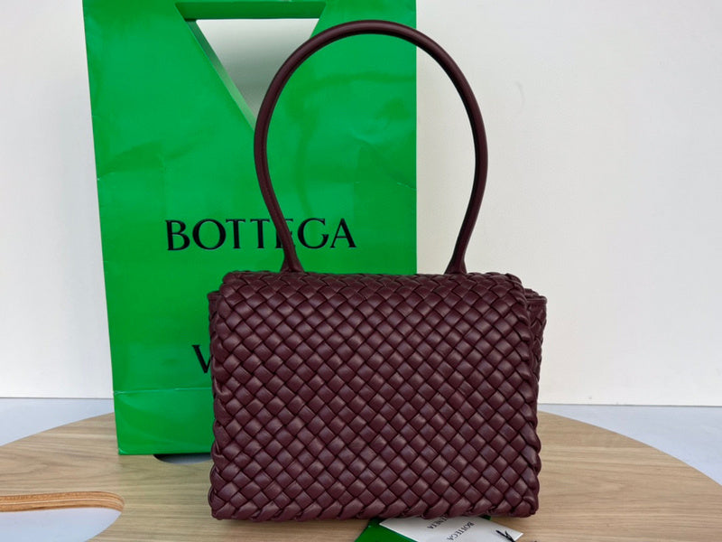 MC-Bottega Veneta-025