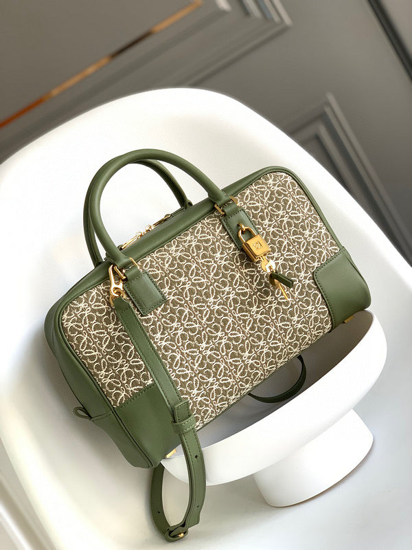 MC-Loewe-014