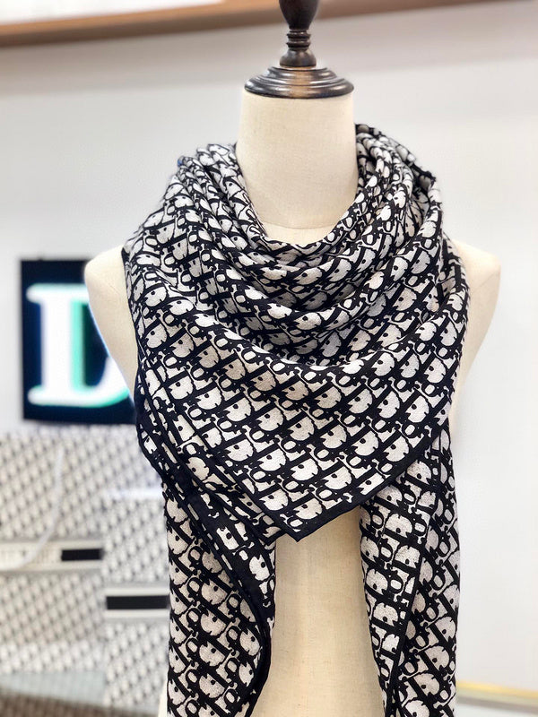 MC-Scarfs-018