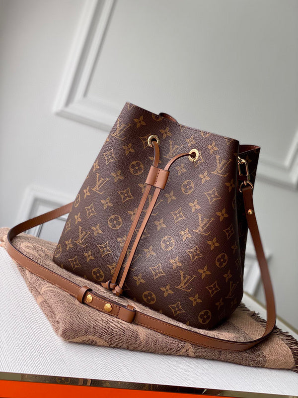MC-LV-Bags-064