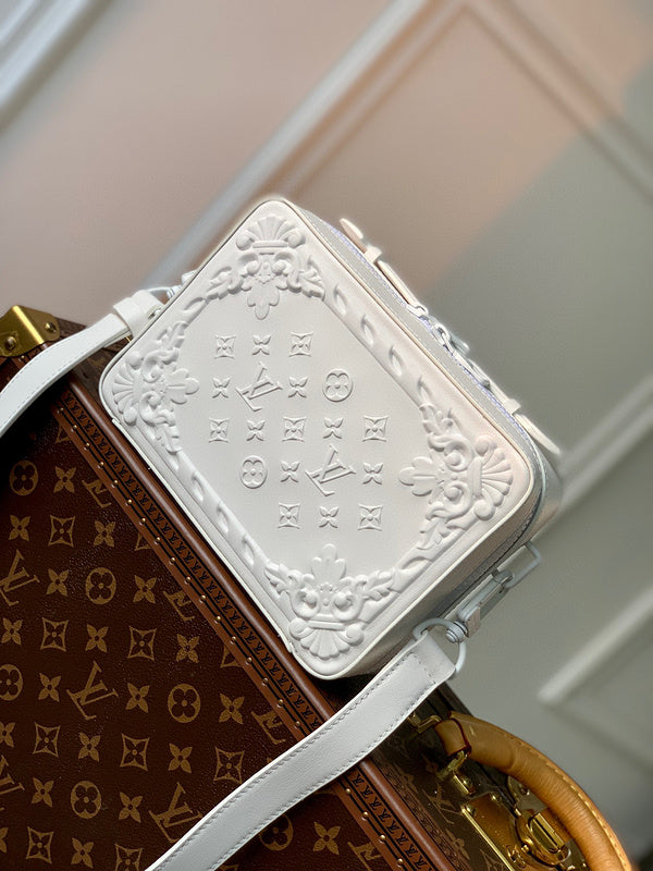 MC-LV-Bags-067