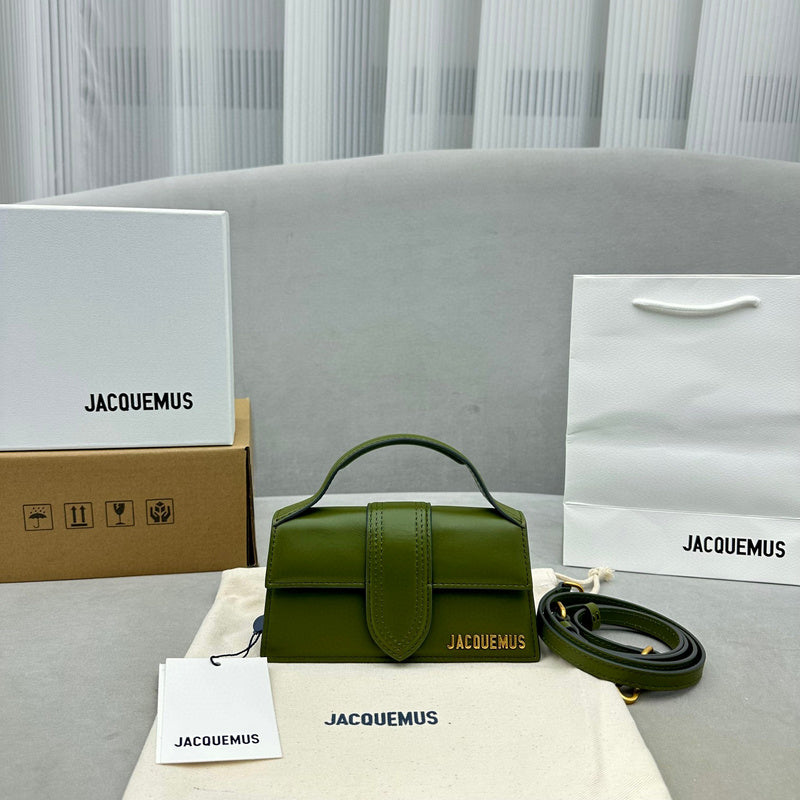 MC-JACQUEMUS-007