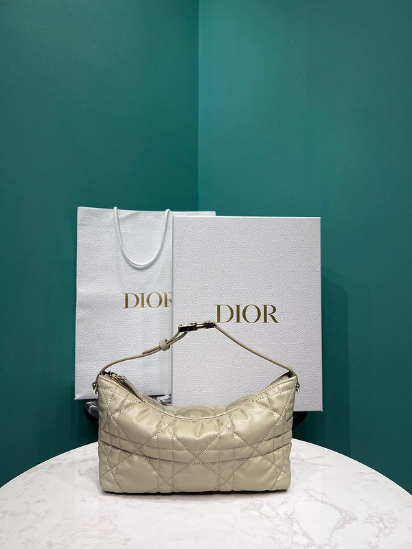 MC-Christian Dior-065
