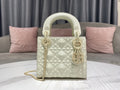 MC-Christian Dior-071