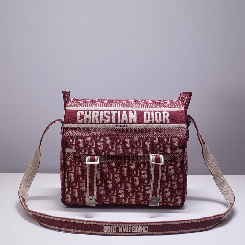 MC-Christian Dior-075