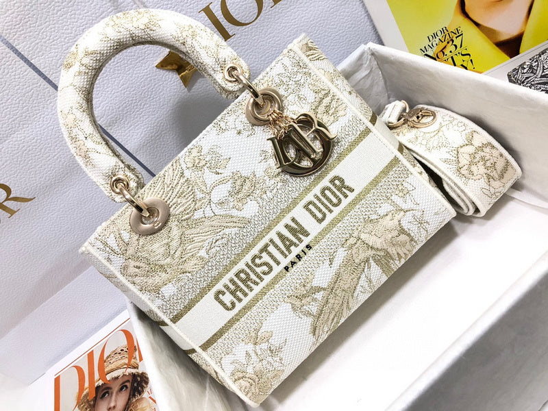 MC-Christian Dior-077