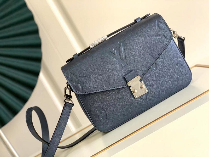 MC-LV-Bags-109