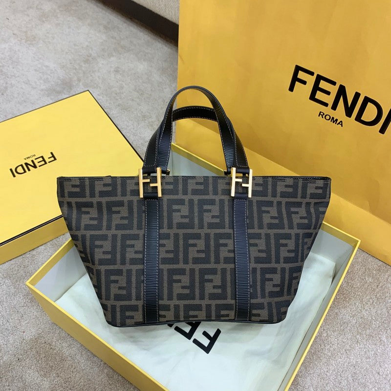 MC-FENDI-097
