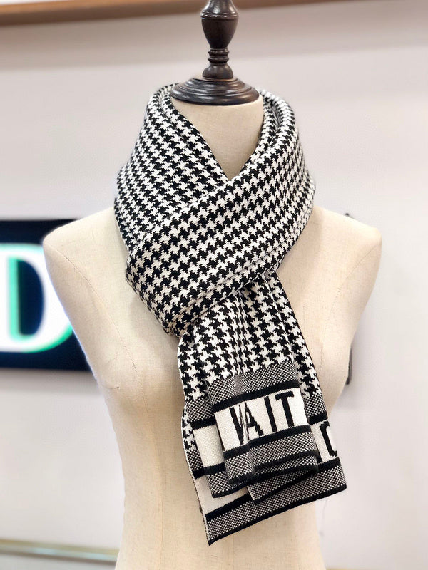 MC-Scarfs-026