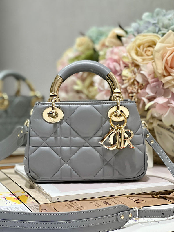 MC-Christian Dior-102
