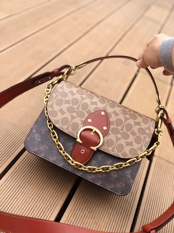 MC-Coach-009