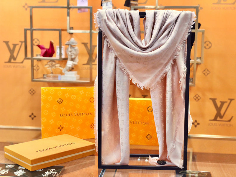 MC-Scarfs-054