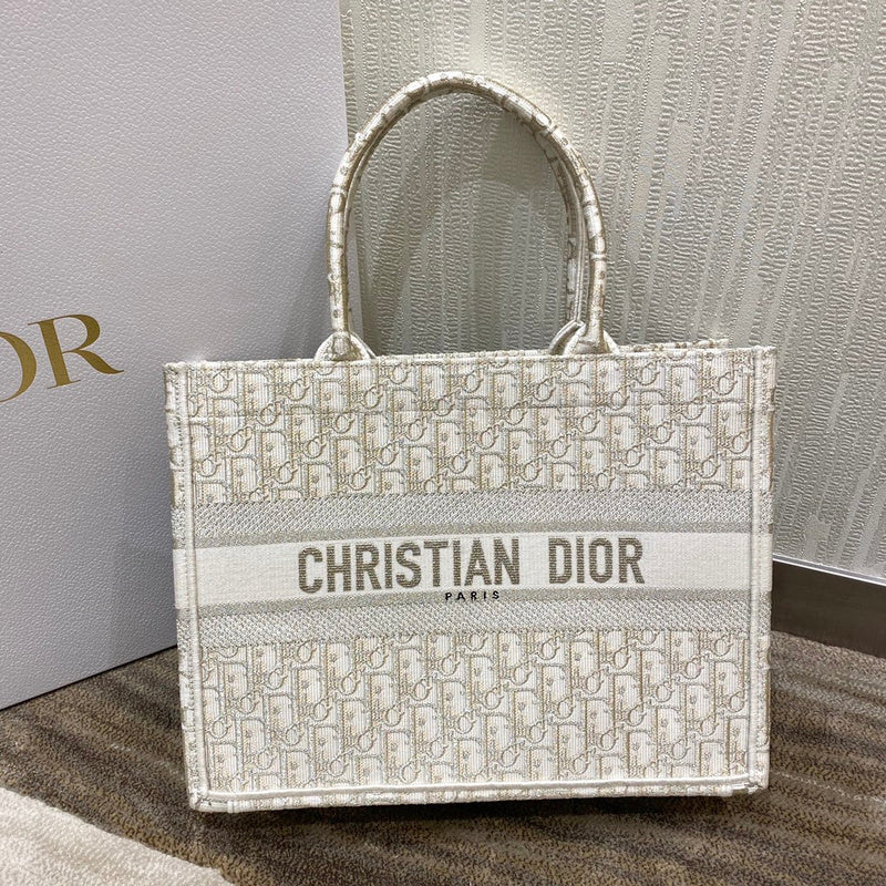 MC-Christian Dior-160