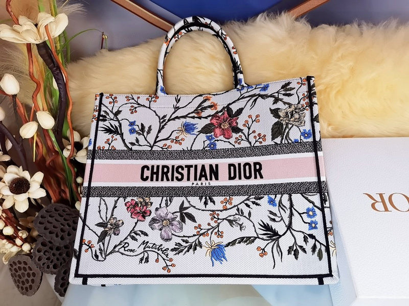 MC-Christian Dior-167