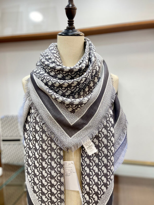 MC-Scarfs-058