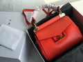 MC-GIVENCHY-024