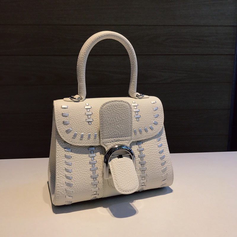 MC-Delvaux-001