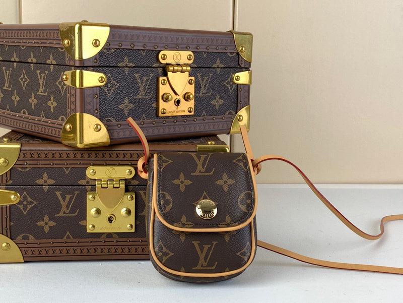 MC-LV-Bags-190