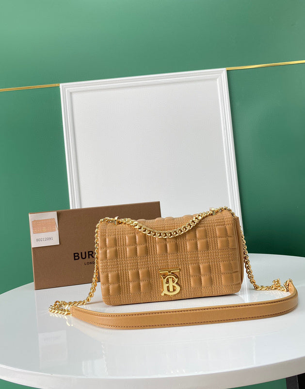 MC-Burberry-019
