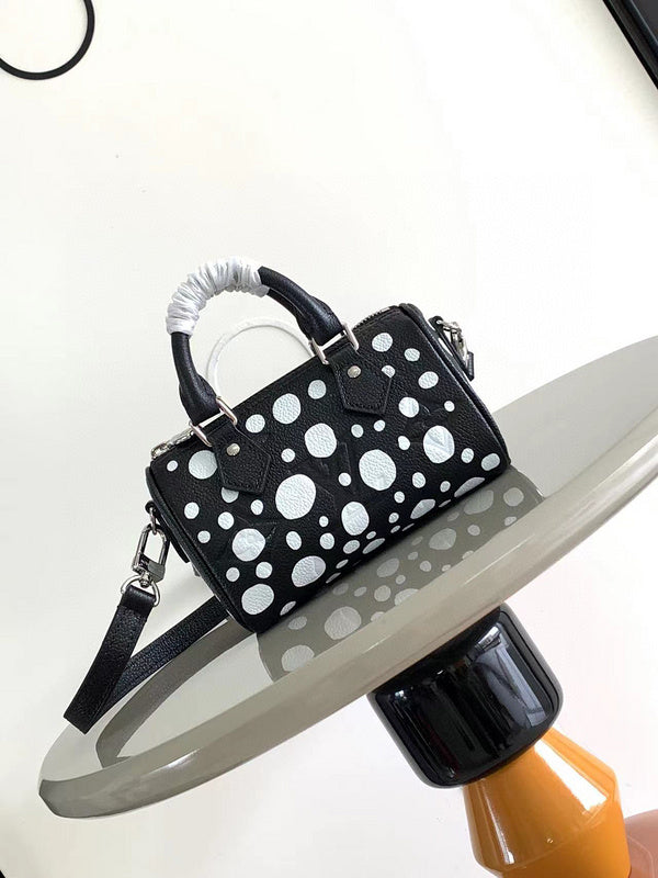 MC-LV-Bags-212