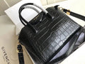 MC-GIVENCHY-027