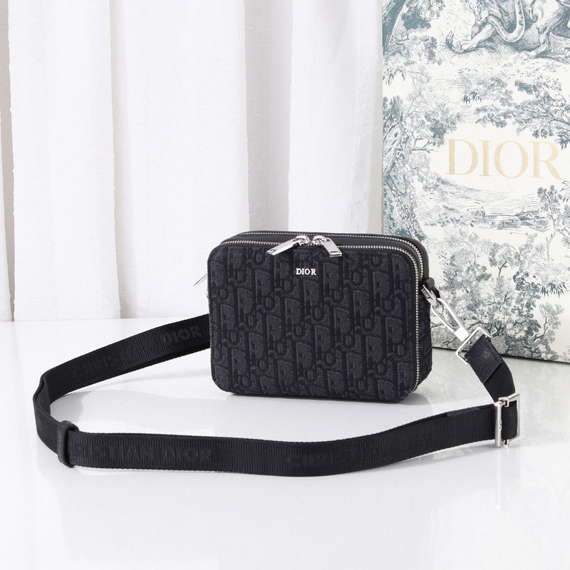 MC-Christian Dior-200