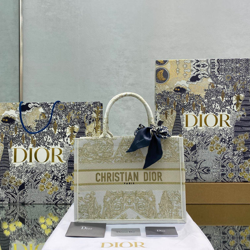 MC-Christian Dior-205