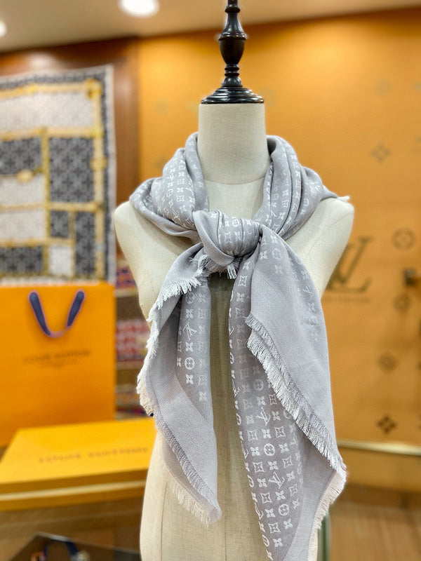 MC-Scarfs-068