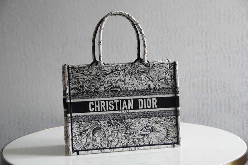 MC-Christian Dior-212