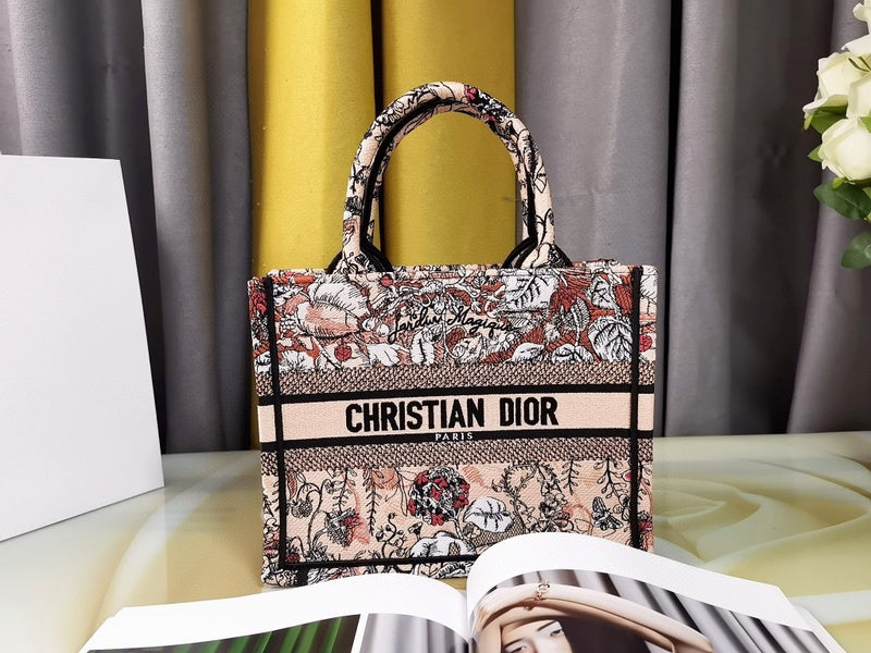 MC-Christian Dior-219