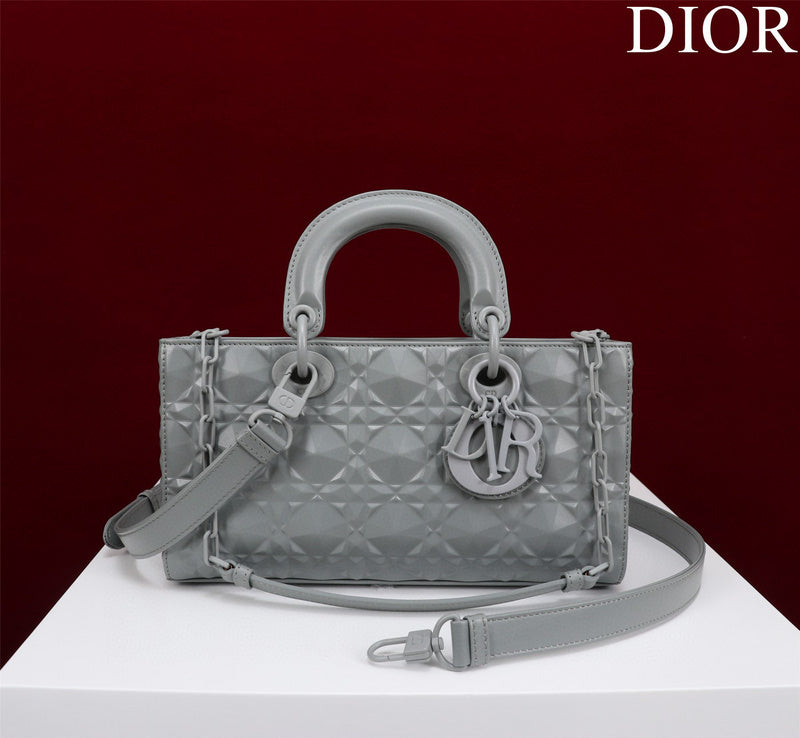 MC-Christian Dior-220