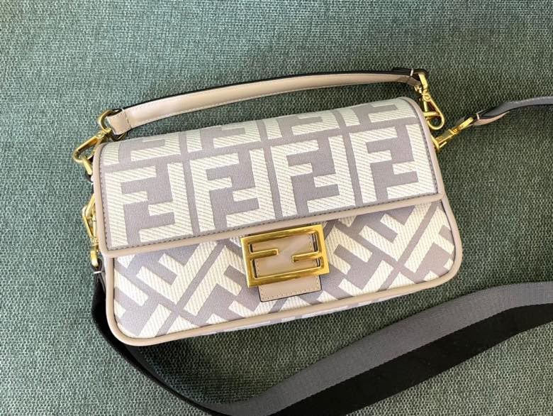 MC-FENDI-241