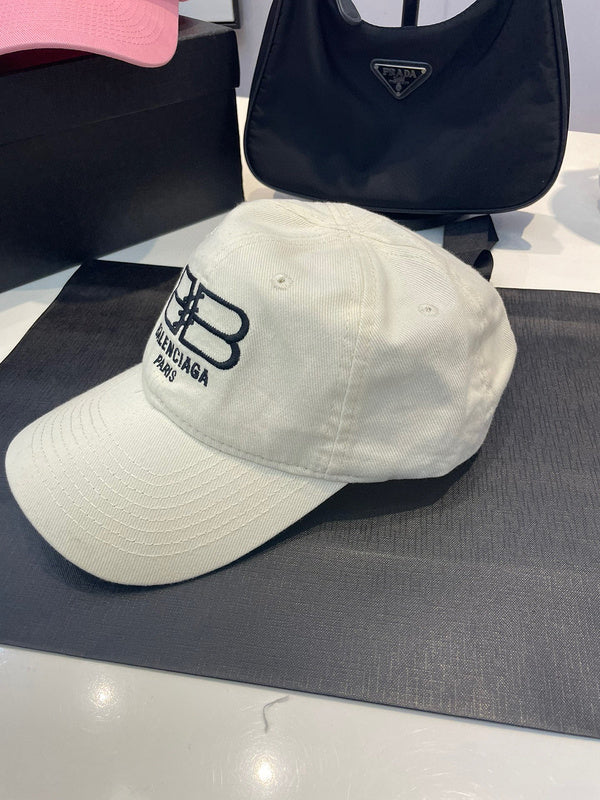 MC-Hats-024