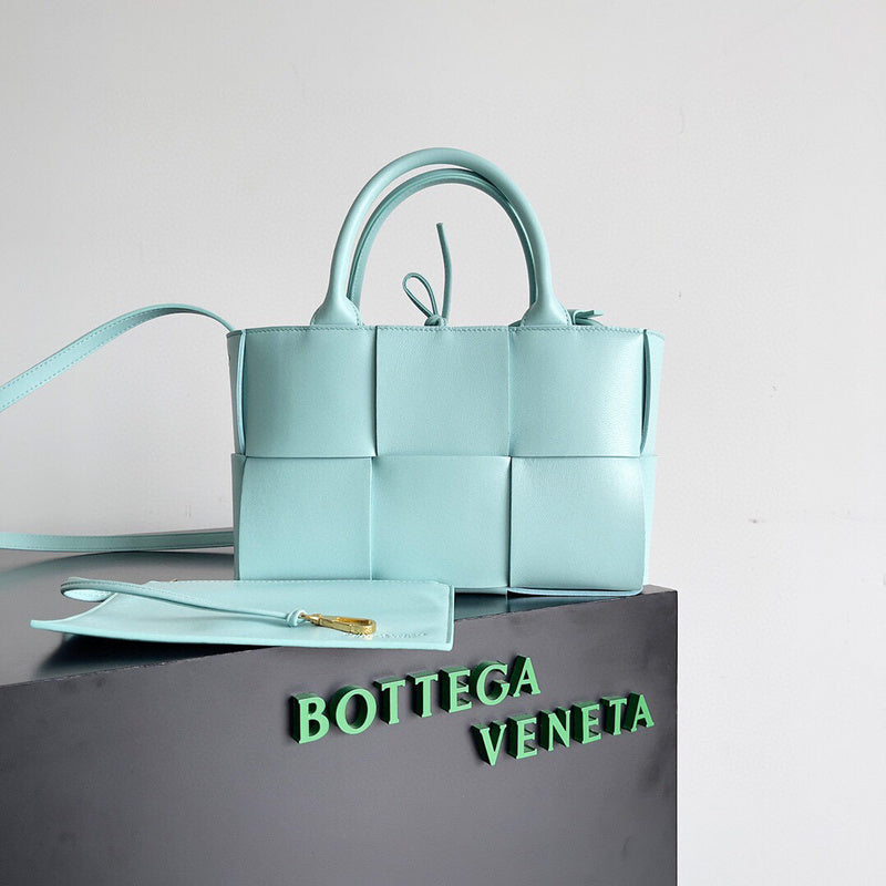 MC-Bottega Veneta-143