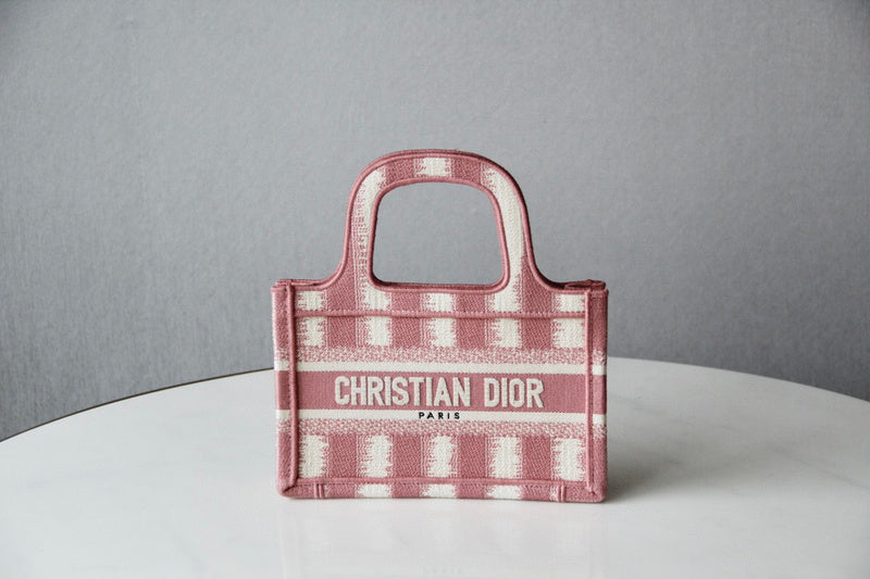 MC-Christian Dior-265