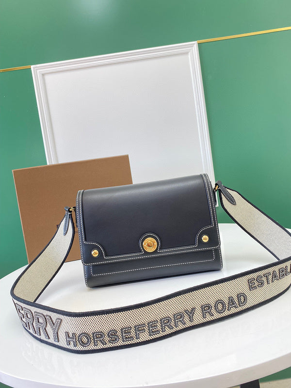 MC-Burberry-036