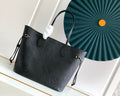 MC-LV-Bags-322