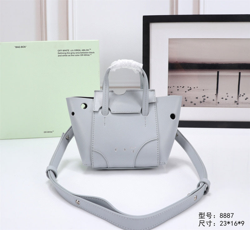 MC-OFF White-037