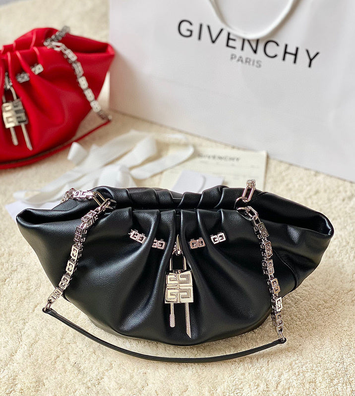 MC-GIVENCHY-042