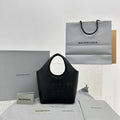 MC-Balenciaga-140