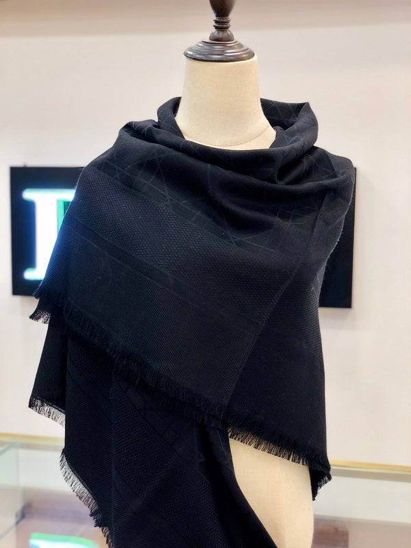 MC-Scarfs-101