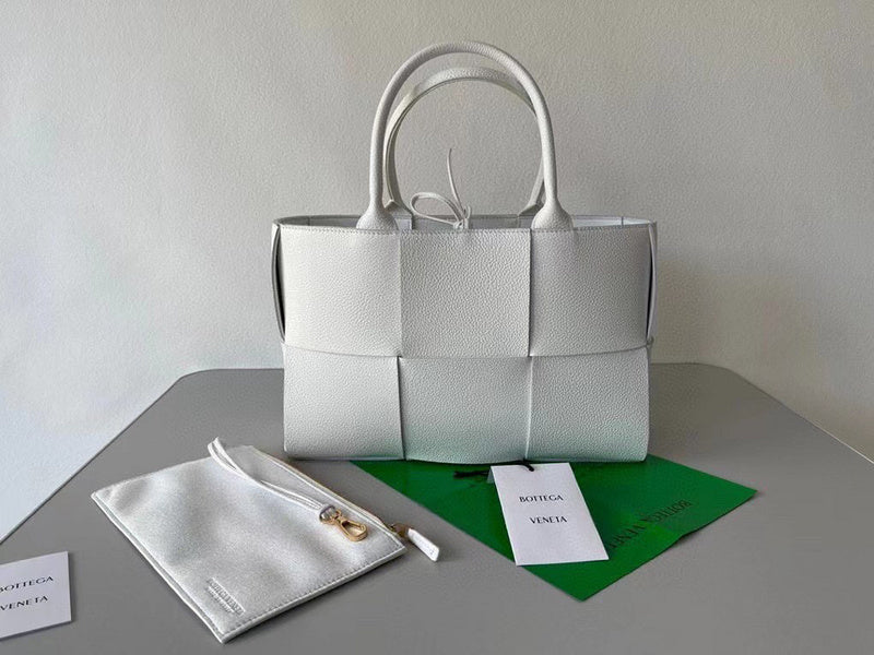 MC-Bottega Veneta-191